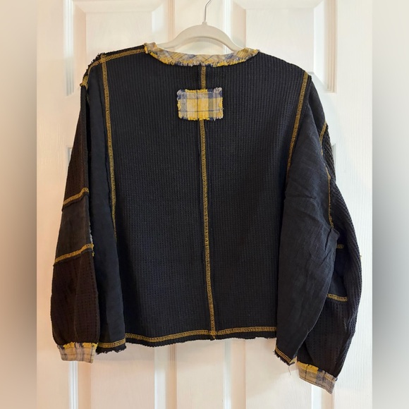 POL-Women’s NWT Black V-Neck Top with Yellow Plaid Patchwork Size S - Picture 7 of 8